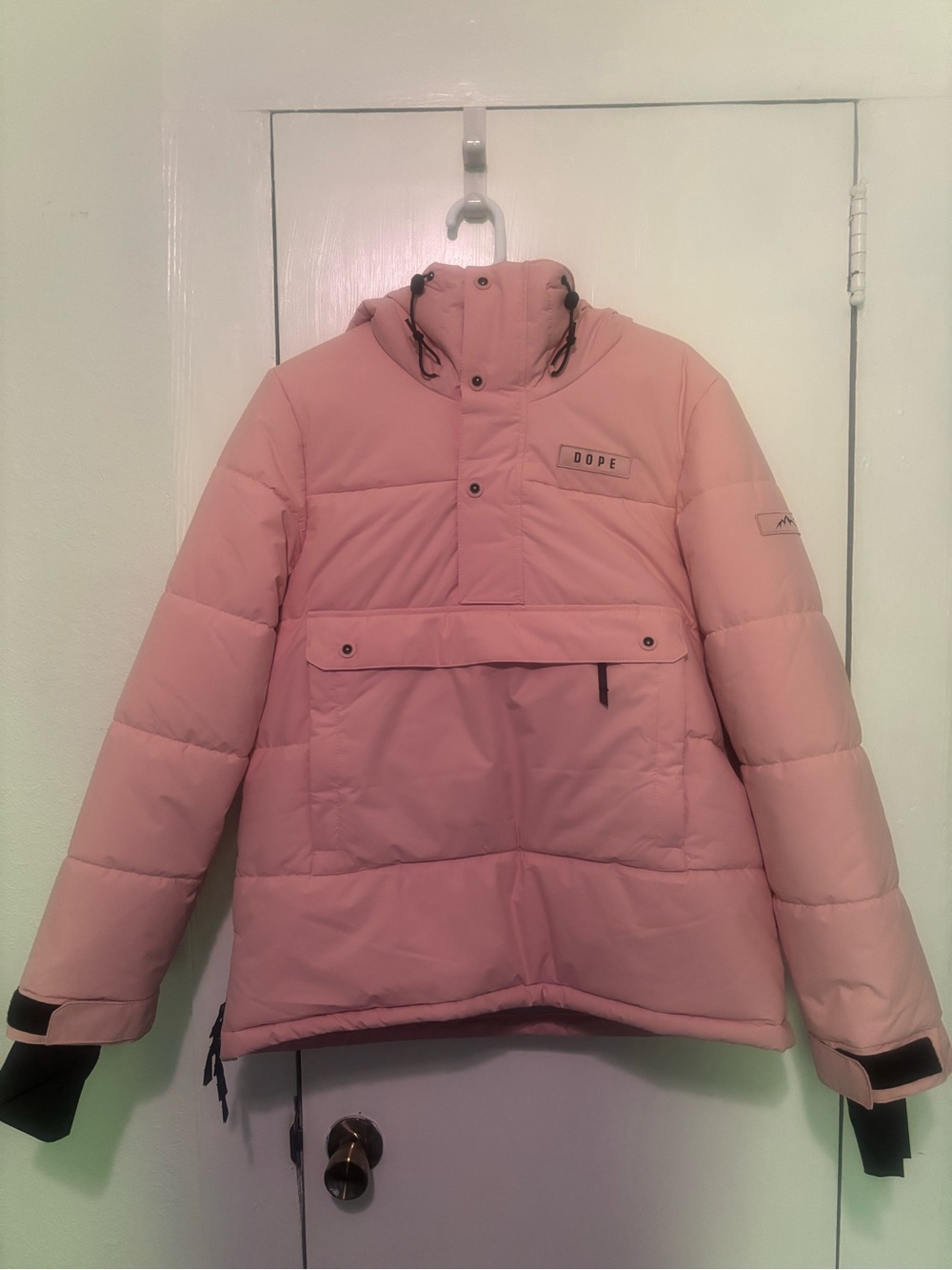 DOPE snowboard jacket size M baby pink NWOT